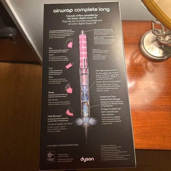 special-edition Dyson Airwrap Complete Long Diffuse for curly and coily hair - Picture 3 of 5